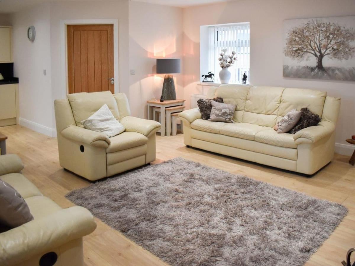 Rose Cottage Captivating 1-Bed Cottage In Bangor ภายนอก รูปภาพ