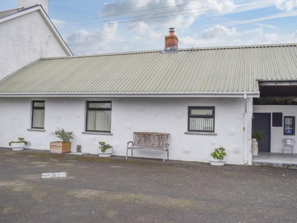 Rose Cottage Captivating 1-Bed Cottage In Bangor ภายนอก รูปภาพ